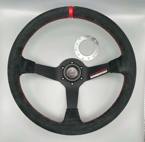 Volante sportivo scamosciato